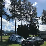 Skoczek Nie Dotyczy Noclegu W Pokoju Mozna Zarezerwowac Namiot Lub Wolne Miejsce Na Campingu * Zakopane