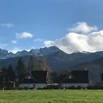 Skoczek Nie Dotyczy Noclegu W Pokoju Mozna Zarezerwowac Namiot Lub Wolne Miejsce Na Campingu Campingplatz *