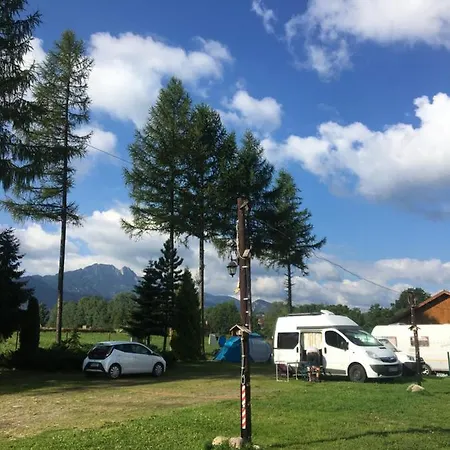 Skoczek Nie Dotyczy Noclegu W Pokoju Mozna Zarezerwowac Namiot Lub Wolne Miejsce Na Campingu *