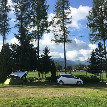Skoczek Nie Dotyczy Noclegu W Pokoju Mozna Zarezerwowac Namiot Lub Wolne Miejsce Na Campingu Parque de Campismo *