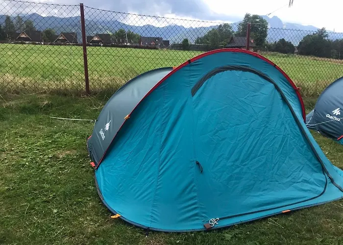 Skoczek Nie Dotyczy Noclegu W Pokoju Mozna Zarezerwowac Namiot Lub Wolne Miejsce Na Campingu Campeggio